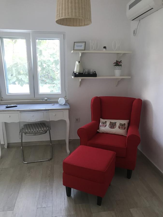 Guesthouse Davorka Bijelic Murter Eksteriør bilde
